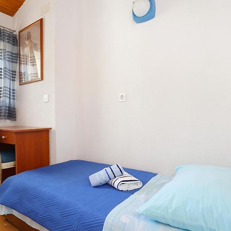 Holiday House With A Parking Space Brela, Makarska - 788 Bilik gambar