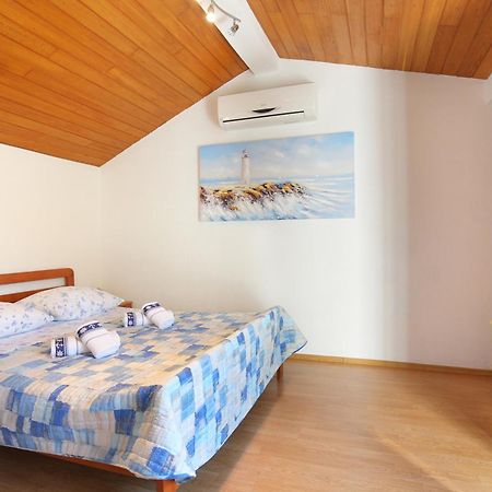 Holiday House With A Parking Space Brela, Makarska - 788 Bilik gambar
