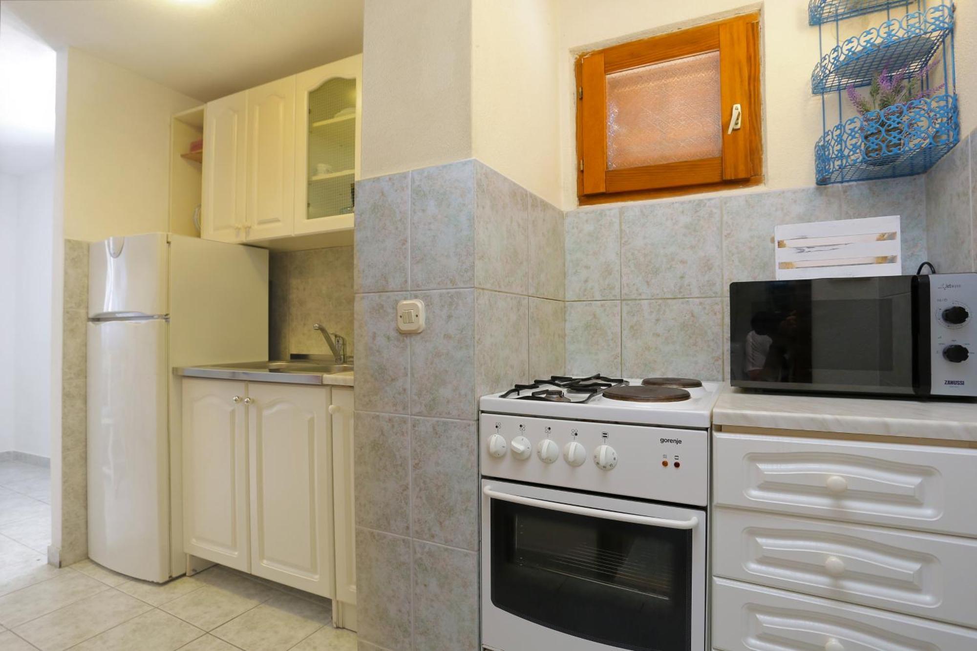 Holiday House With A Parking Space Brela, Makarska - 788 Bilik gambar